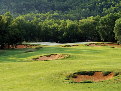 Bổ sung 15 sân golf vào danh mục phát triển đến năm 2020