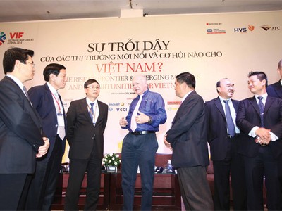 Tại sao lại Việt Nam?