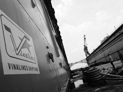 Ụ nổi 83M cũng là chủ thể của vụ tranh chấp giữa Công ty Hàng hải Đồng Nai và Vinalines