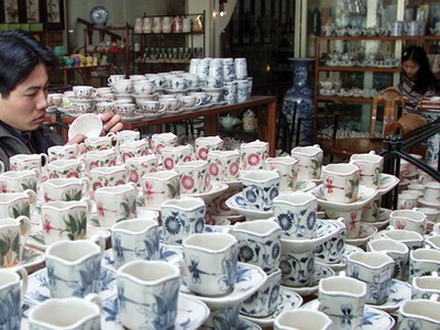Một số sản phẩm gốm sứ Việt Nam hiện đã cạnh tranh được với sản phẩm nhập ngoại