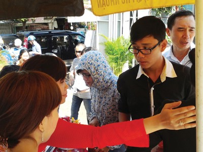 Bàn giao căn hộ cho thuê Bee Home