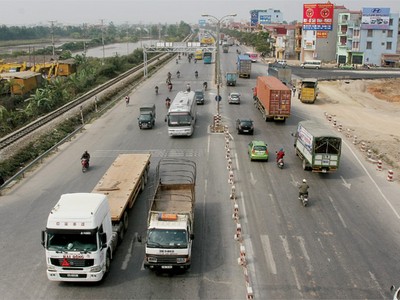 Một số DN tìm cách vận chuyển bằng các phương tiện vận tải khác 