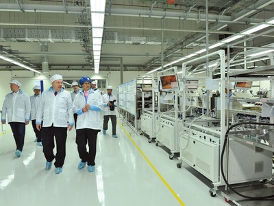 Dây chuyền sản xuất tại nhà máy Nokia Việt Nam