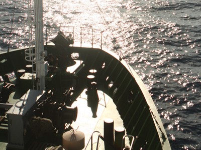 Người nối Đất mẹ với đảo xa