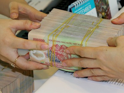 Các NHTM đang phải đối mặt với thách thức lớn là huy động về không thể cho vay ra