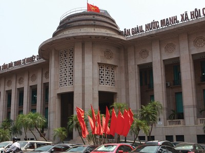 Vay nước ngoài phải đăng ký với Ngân hàng Nhà nước