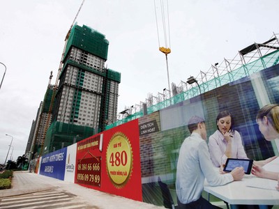 Rất nhiều căn hộ thương mại có giá bán cạnh tranh với nhà ở xã hội - Ảnh: Lê Toàn