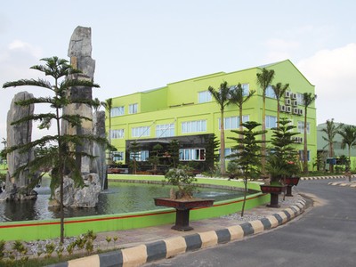 Quý III/2014, An Phát đã đưa Nhà máy số 5 vào hoạt động, hiện đang đầu tư Nhà máy nhựa tại Lào