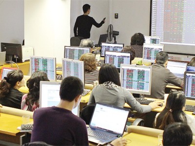 Có những phiên, khối lượng giao dịch của một số mã cổ phiếu đạt hàng chục triệu đơn vị