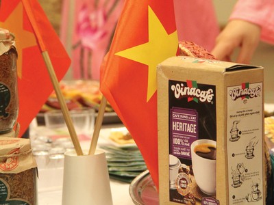 Vinacafé đã để lại dấu ấn trong lòng bạn bè quốc tế với món quà đậm đà hương vị