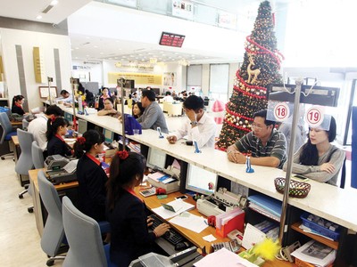 Dư nợ tín dụng bán lẻ năm 2014 của Sacombank tăng 26% so với năm 2013