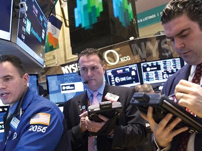 Cổ phiếu năng lượng, có thể là “anh hùng ngủ yên” năm 2015