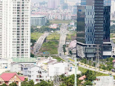 Thị trường bất động sản phía Nam năm qua bất ngờ có chuyển biến tích cực, vượt qua mọi dự đoán của giới chuyên gia.
Ảnh: Lê Toàn