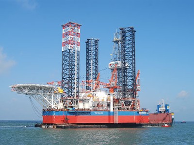 Việt Nam có thể đón đợi cơ hội từ diễn biến bất ngờ của kinh tế thế giới trong năm 2015