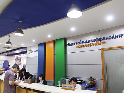 FPTS là một trong những đơn vị đầu tiên xây dựng gói giải pháp tư vấn quản trị công ty kết hợp công nghệ hiện đại để hỗ trợ doanh nghiệp