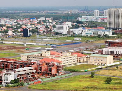 Nhiều dự án bất động sản tại TP. HCM thời gian qua chỉ “nóng trên giấy” - Ảnh: Lê Toàn