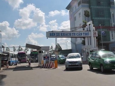 Lãnh đạo TP. Cần Thơ đã lần thứ hai yêu cầu Công ty cổ phần bến xe tàu phà Cần Thơ về việc chấn chỉnh thu dịch vụ sân đường không đúng pháp luật tại bến xe Cần Thơ
