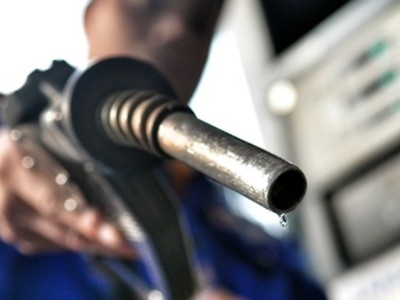 Quỹ bình ổn giá xăng dầu được coi là một công cụ được dùng để kiềm chế mức tăng giá xăng dầu trong nước khi giá quốc tế tăng cao đột biến sẽ ảnh hưởng tới đời sống, sinh hoạt của người dân. Ảnh minh hoạ. Nguồn: Internet