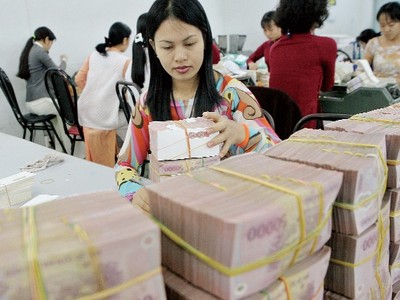 Từ năm 2016, quan hệ giữa VAMC và TCTD là bình đẳng giữa hai doanh nghiệp để thực hiện mua và bán nợ