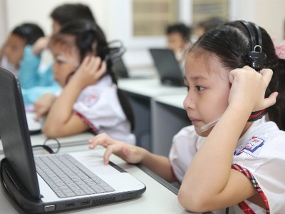 Cần thay đổi cách thức bán bảo hiểm để đảm bảo quyền lợi cho học sinh