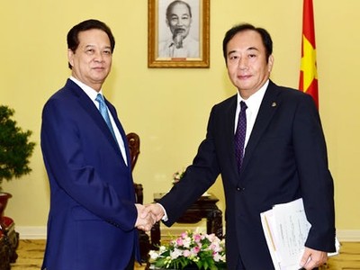 Thủ tướng Nguyễn Tấn Dũng tiếp Tỉnh trưởng tỉnh Saitama (Nhật Bản) Ueda Kiyoshi đang thăm và làm việc tại Việt Nam