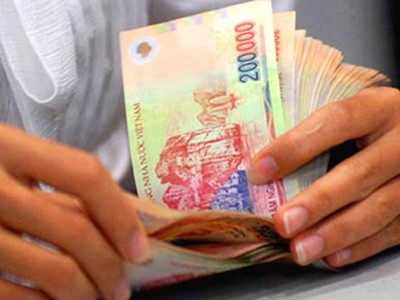Tăng 5% lương cơ sở từ ngày 1/5/2016 lên mức 1,21 triệu đồng/tháng
