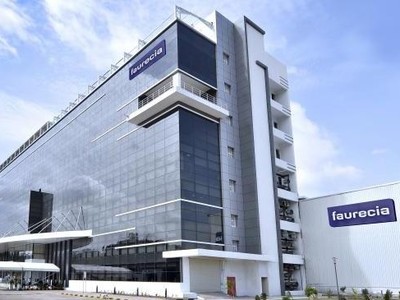 Tập đoàn sản xuất nội ngoại thất cho ô tô Faurecia cũng có mặt tại Diễn đàn lần này để  tìm kiếm đối tác.