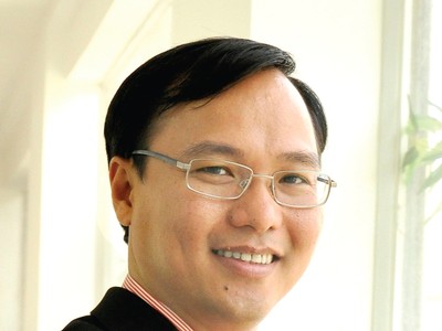 Ông Hồ Quỳnh Hưng