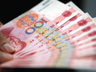 Nếu NDT lên giá, các DN nhập khẩu như dệt may, da giày, hóa chất... sẽ chịu nhiều chi phí hơn