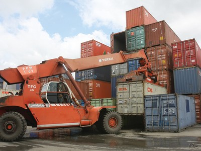 Cảng Long Bình luôn được Sowatco công bố khai thác vượt công suất 