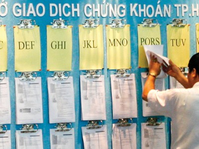 Lúng túng áp dụng chuẩn công bố thông tin mới