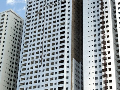 Việc thay đổi chiến lược kinh doanh, cơ cấu lại sản phẩm đã giúp nhiều doanh nghiệp bất động sản thoát khỏi khó khăn.