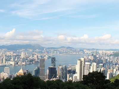 Không thể nói mật độ đô thị của Hà Nội dày hơn Hongkong, nhưng công tác tổ chức giao thông và sinh hoạt thì ở một trình độ thấp hơn