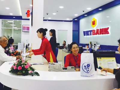 Nguồn nhân lực là tài sản lớn của ngân hàng 
