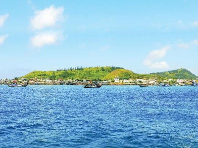 Lý Sơn từ một hòn đảo hoang vu, nay hàng năm đón trên 95.000 lượt khách.