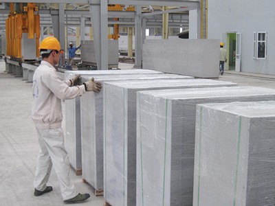 Xỉ tro bay của nhà máy nhiệt điện có thể được tận dụng để sản xuất các loại gạch không nung