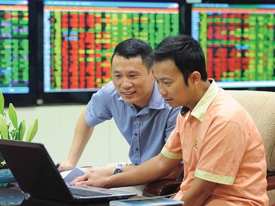 Nhóm cổ phiếu chứng khoán có thời gian "ngủ" đã lâu, kỳ vọng sẽ sớm “bừng tỉnh” trở lại 