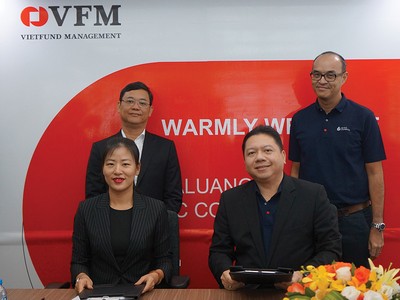 Lễ ký biên bản hợp tác giữa CTCK BuaLuang Securities và VFM 