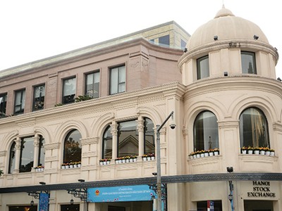 EFI bị ngừng giao dịch từ hôm nay