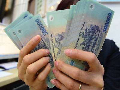 Vấn đề lãi “ảo” không chỉ tập trung ở những ngân hàng yếu kém, mà còn tồn tại ở một số ngân hàng có quy mô vừa trở lên