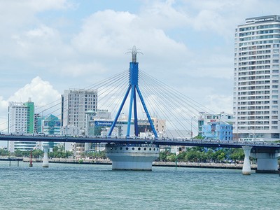 Sự phát triển của du lịch và hạ tầng đã tạo cú huých cho bất động sản Đà Nẵng phát triển. Ảnh: Hoàng Thủy