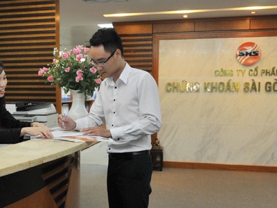 SHS: Vững bước trên con đường khẳng định thương hiệu