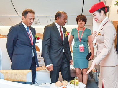 Trải nghiệm khoang hạng Nhất trên máy bay của Emirates tại Việt Nam