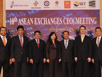 Lãnh đạo các Sở GDCK ASEAN trong cuộc họp lần thứ 18 tại TP. HCM