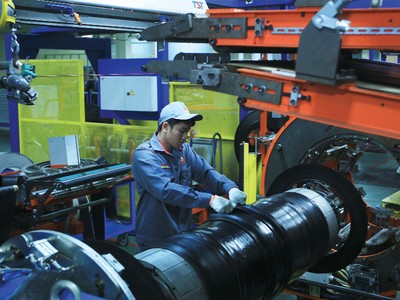 Cao su miền Nam hoàn thành 68% kế hoạch năm