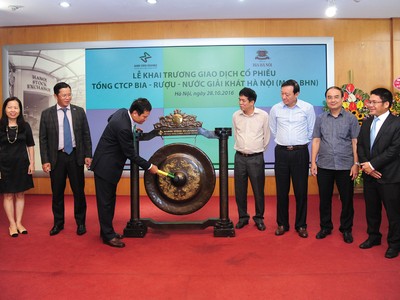 Ngày 28/10, Habeco chính thức đưa cổ phiếu lên giao dịch trên sàn UPCoM tại HNX