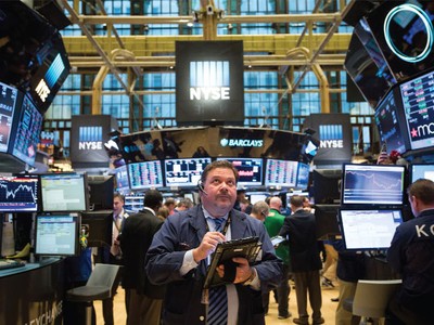 Chứng khoán toàn cầu “ngại” ứng cử viên Donald Trump