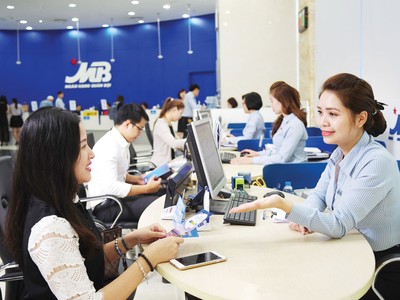 Thực hiện Basel II là nội dung quan trọng trong mục tiêu giúp các ngân hàng bước vững chắc