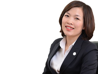 Bà Vũ thị Thùy Linh