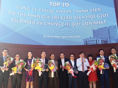 UBCK sẽ tiếp tục triển khai các giải pháp nhằm tiếp tục củng cố, phát triển và tái cấu trúc CTCK dựa trên các chỉ tiêu về an toàn vốn, rủi ro nội tại của CTCK